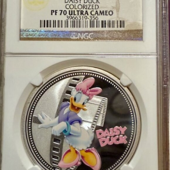 2014 NIUE S$2 Disney Daisy Duck Colorized NGC PF 70 UCAM original package - Picture 2 of 8